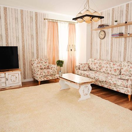 The View Penthouse Apartment Brasov Bagian luar foto