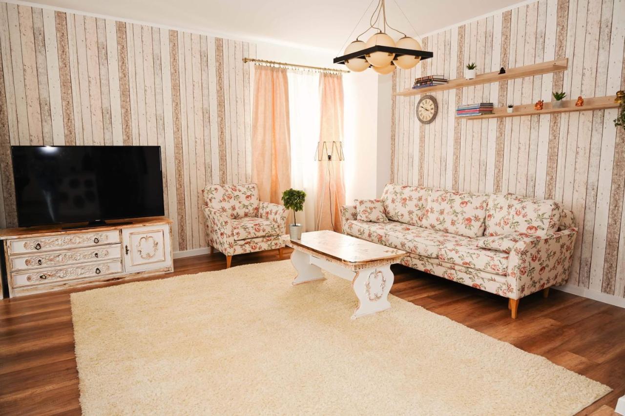 The View Penthouse Apartment Brasov Bagian luar foto